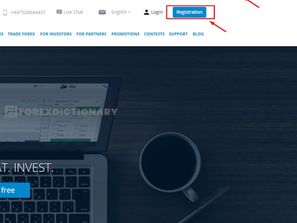 Truy cập vào website LiteForex.com và chọn mục Registration như hình