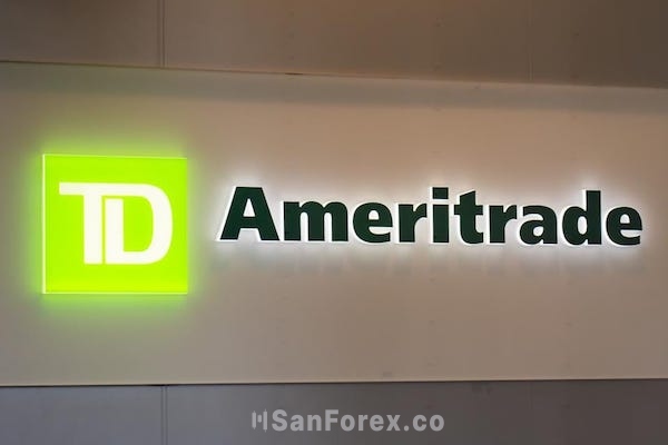 TD Ameritrade chú trọng đến trải nghiệm của khách hàng và cung cấp những dịch vụ tiên tiến nhất